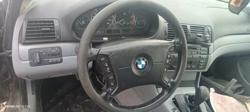 BMW 320, снимка 3 - Автомобили и джипове - 49216597