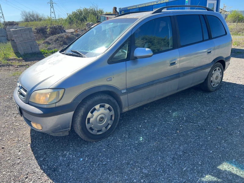 Opel Zafira 2.2 DT 7 места, снимка 2 - Автомобили и джипове - 49261669