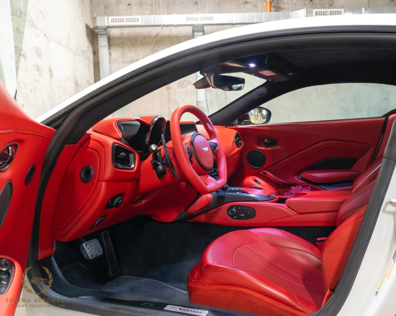 Aston Martin V8 Vantage Coupe* 4.0* , снимка 9 - Автомобили и джипове - 51658270