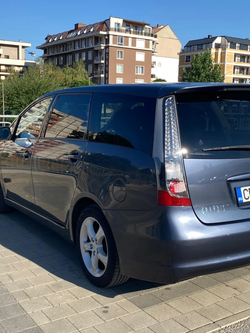 Mitsubishi Grandis, снимка 2 - Автомобили и джипове - 52058944