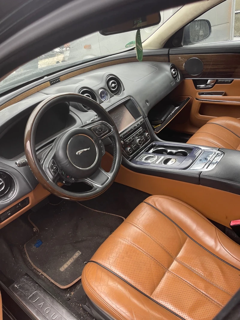 Jaguar Xj, снимка 5 - Автомобили и джипове - 52002834