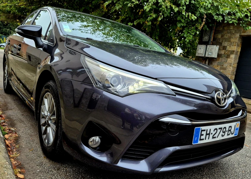 Toyota Avensis 1.6d4d-EXCLUSIVE-нави-6скорости-japan