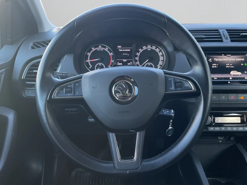 Skoda Fabia 1.0 petrol EURO6, снимка 10 - Автомобили и джипове - 52710569