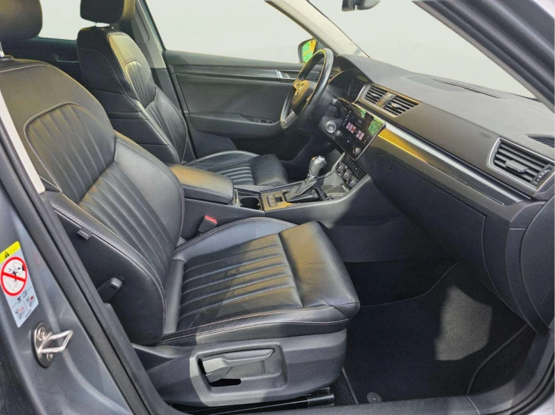 Skoda Superb 2.0 TSI, снимка 14 - Автомобили и джипове - 53268592