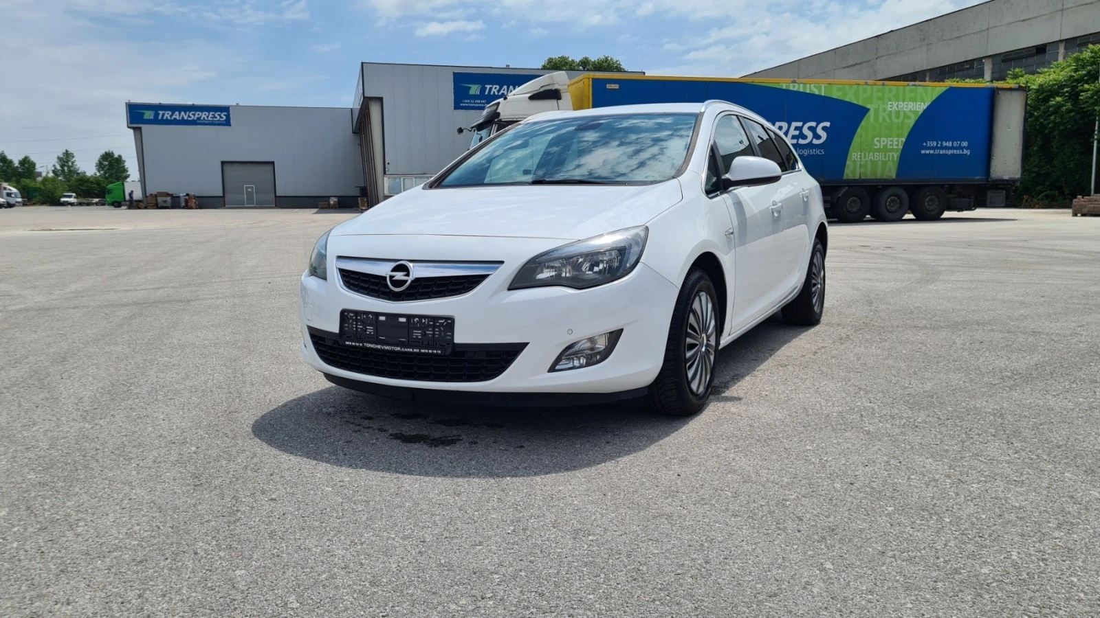Opel Astra 1.4 Ecotec, снимка 1