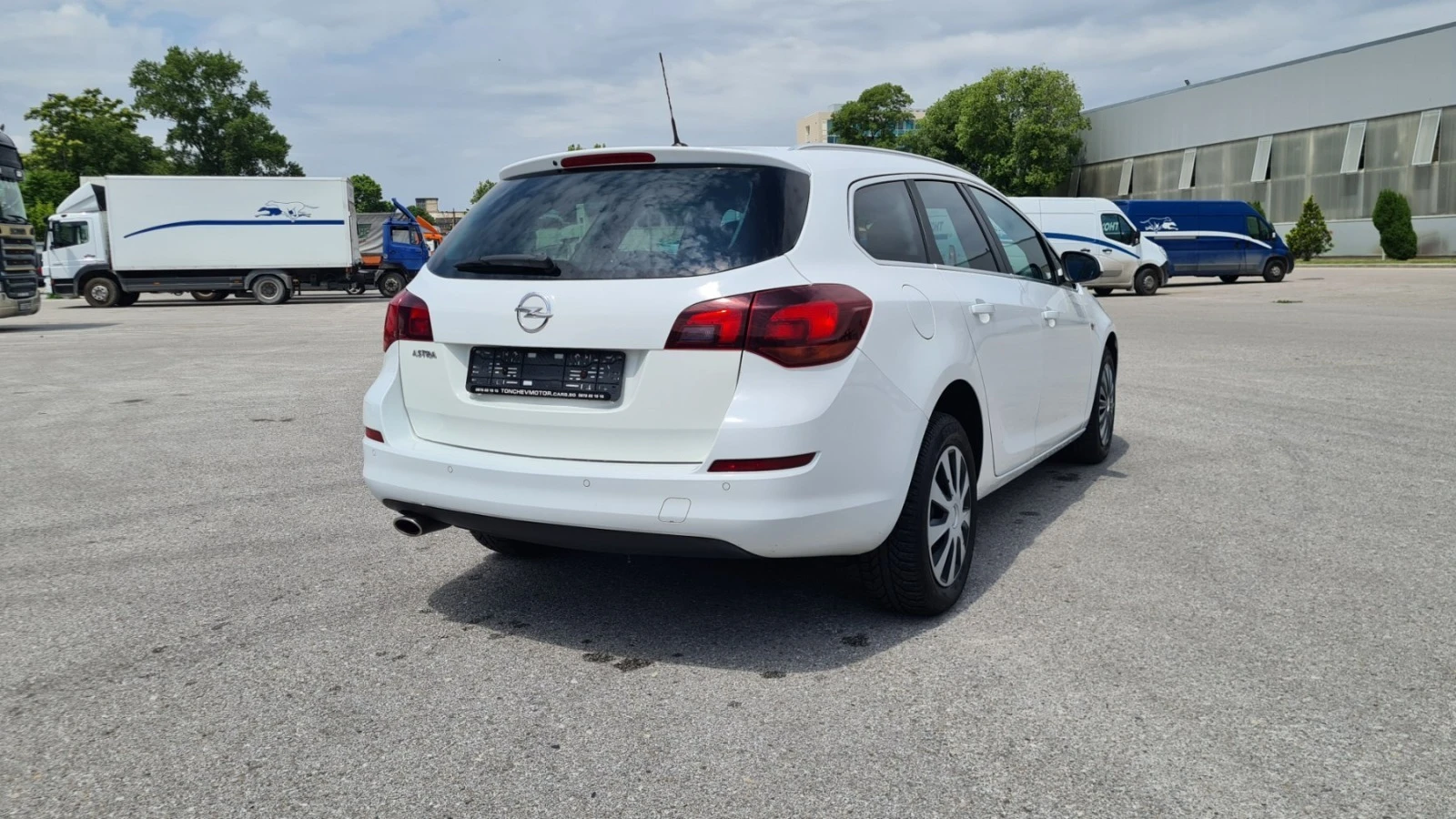 Opel Astra 1.4 Ecotec - изображение 5