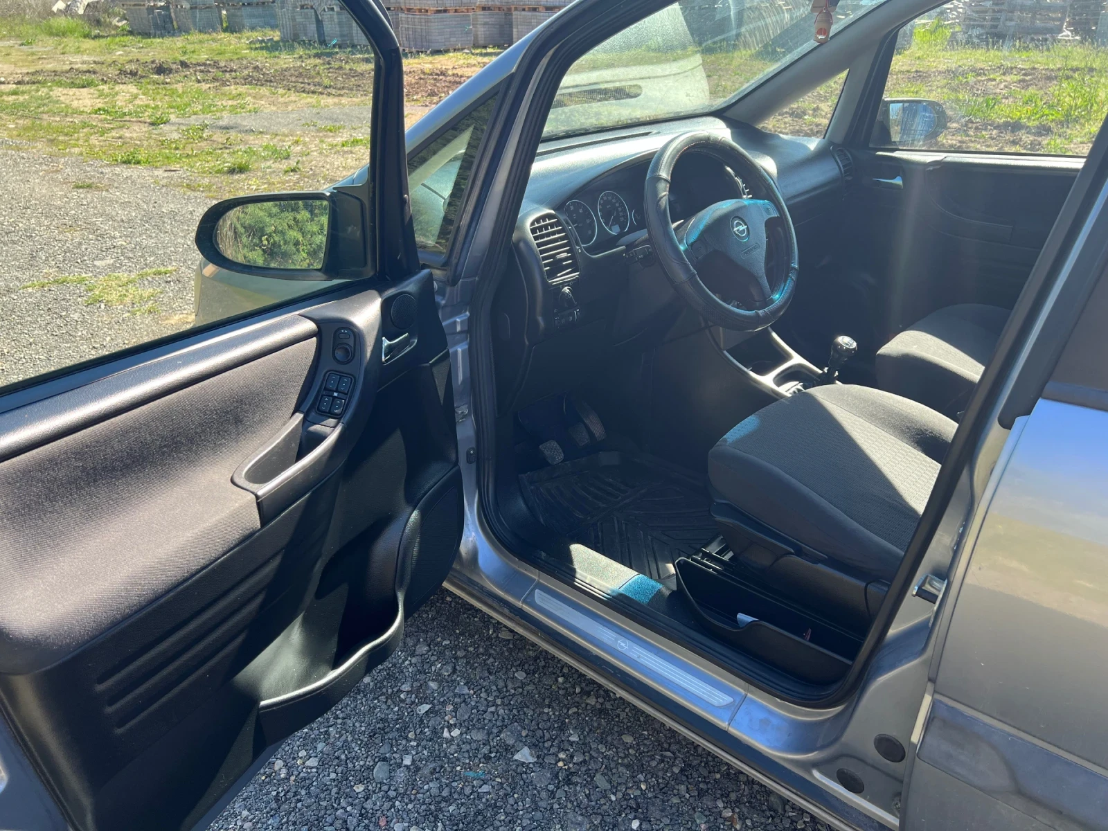 Opel Zafira 2.2 DT 7 места - изображение 6