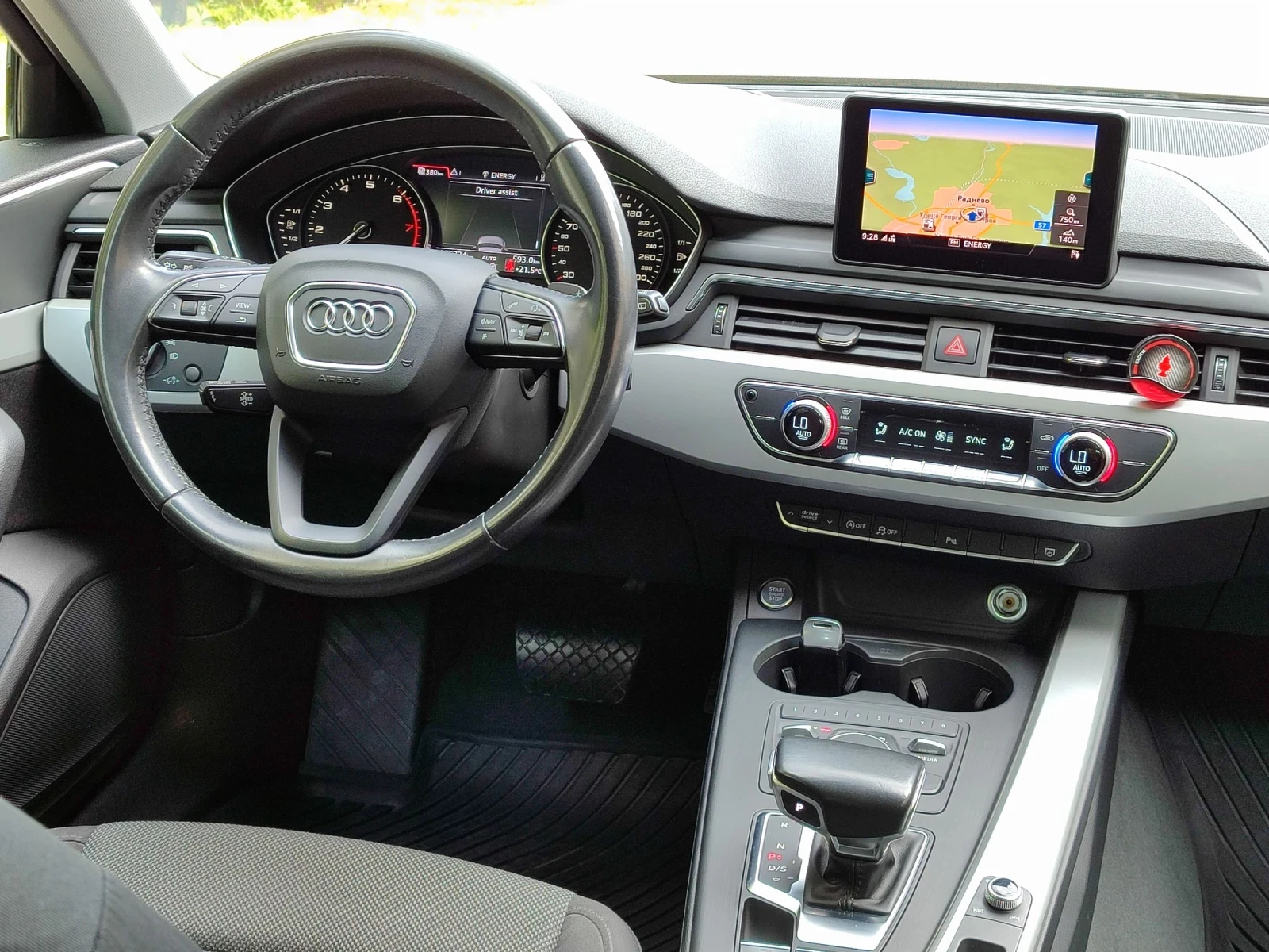 Audi A4 G tron - изображение 2
