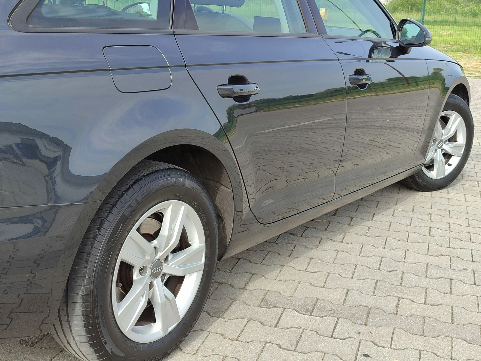 Audi A4 G tron - изображение 9