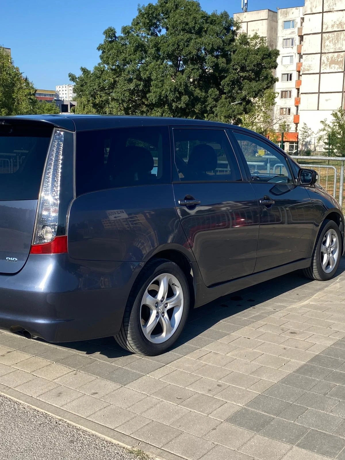 Mitsubishi Grandis  - изображение 5