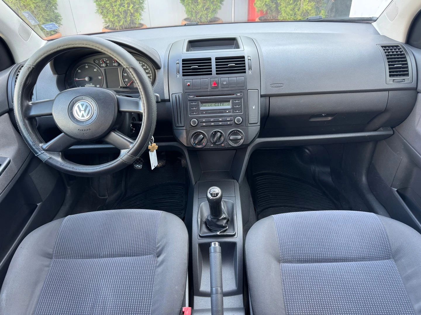 VW Polo A04 Comfortline - изображение 8