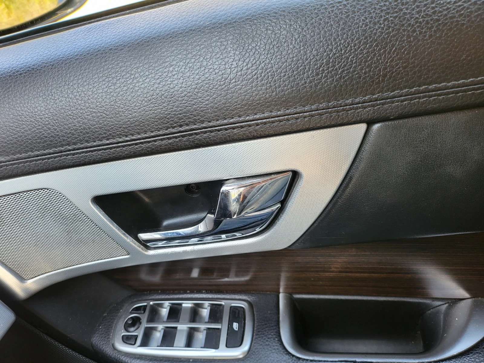 Jaguar Xf 2.2d | Mobile.bg   12