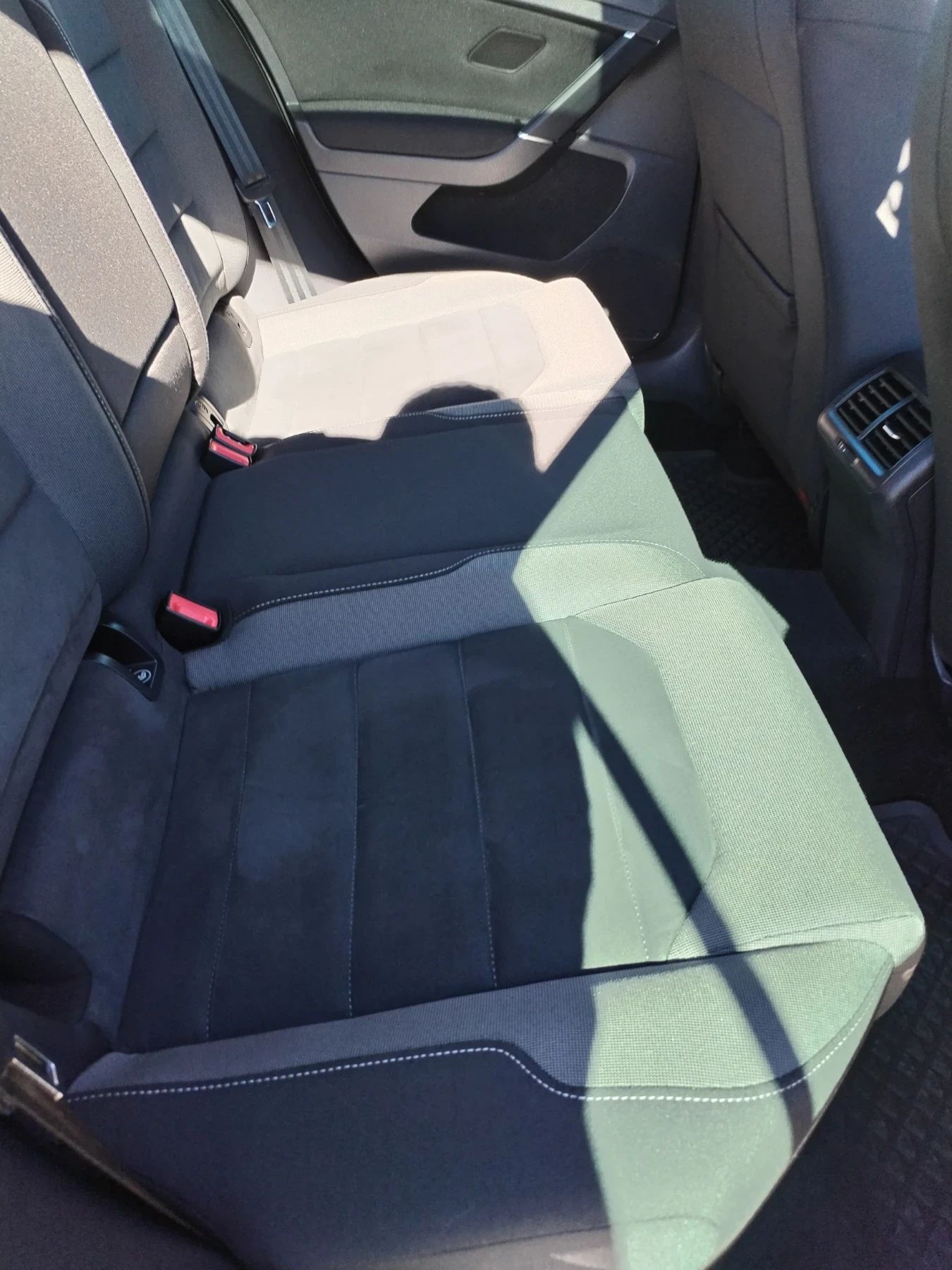 VW Golf Variant 1.4TGI  | Mobile.bg   16