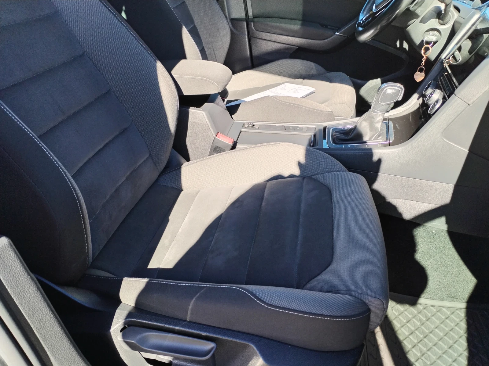 VW Golf Variant 1.4TGI Метан - изображение 10