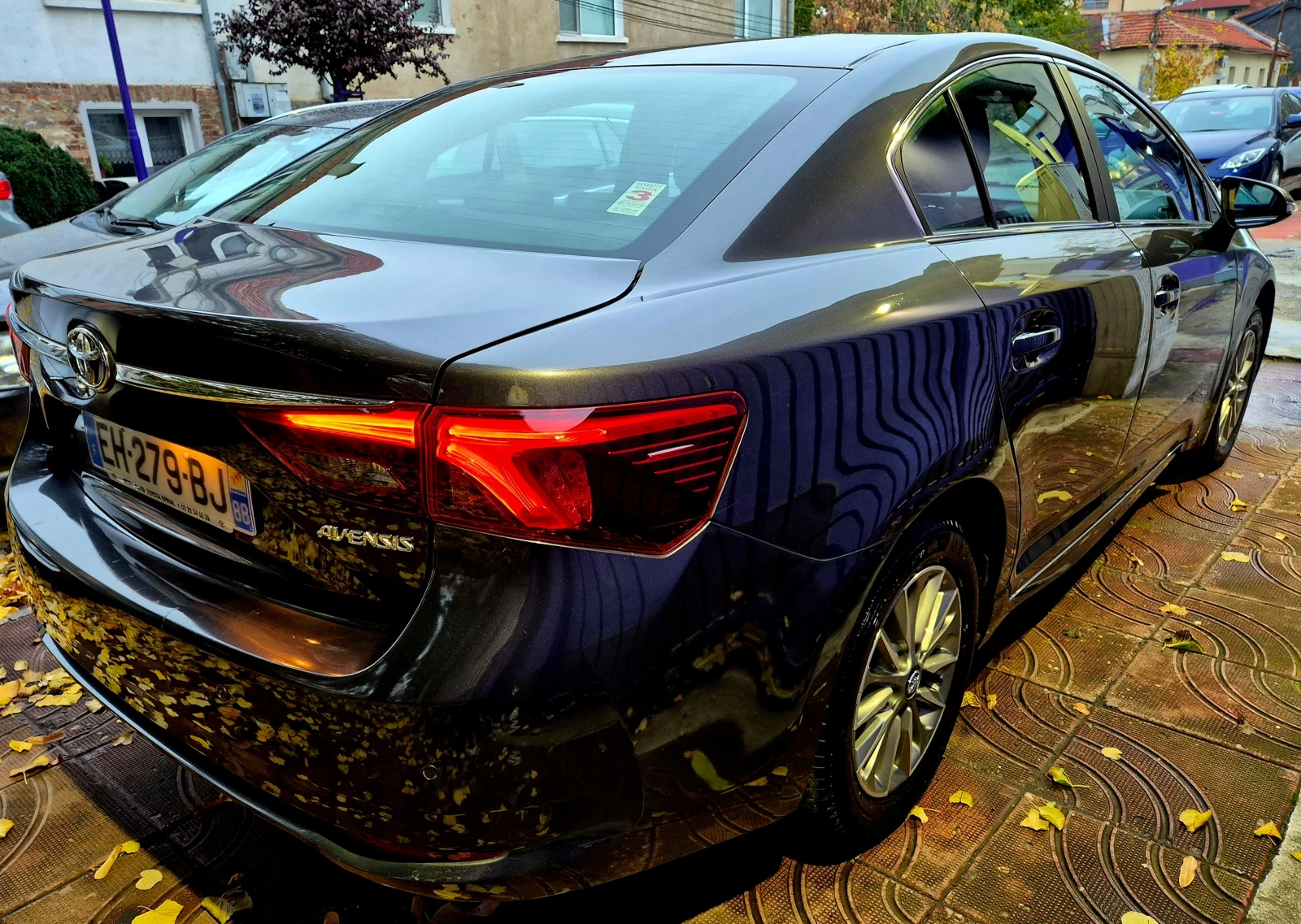 Toyota Avensis 1.6d4d-EXCLUSIVE-нави-6скорости-japan - изображение 9