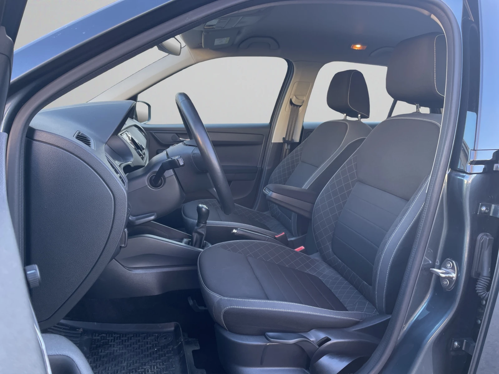 Skoda Fabia 1.0 petrol EURO6 - изображение 9