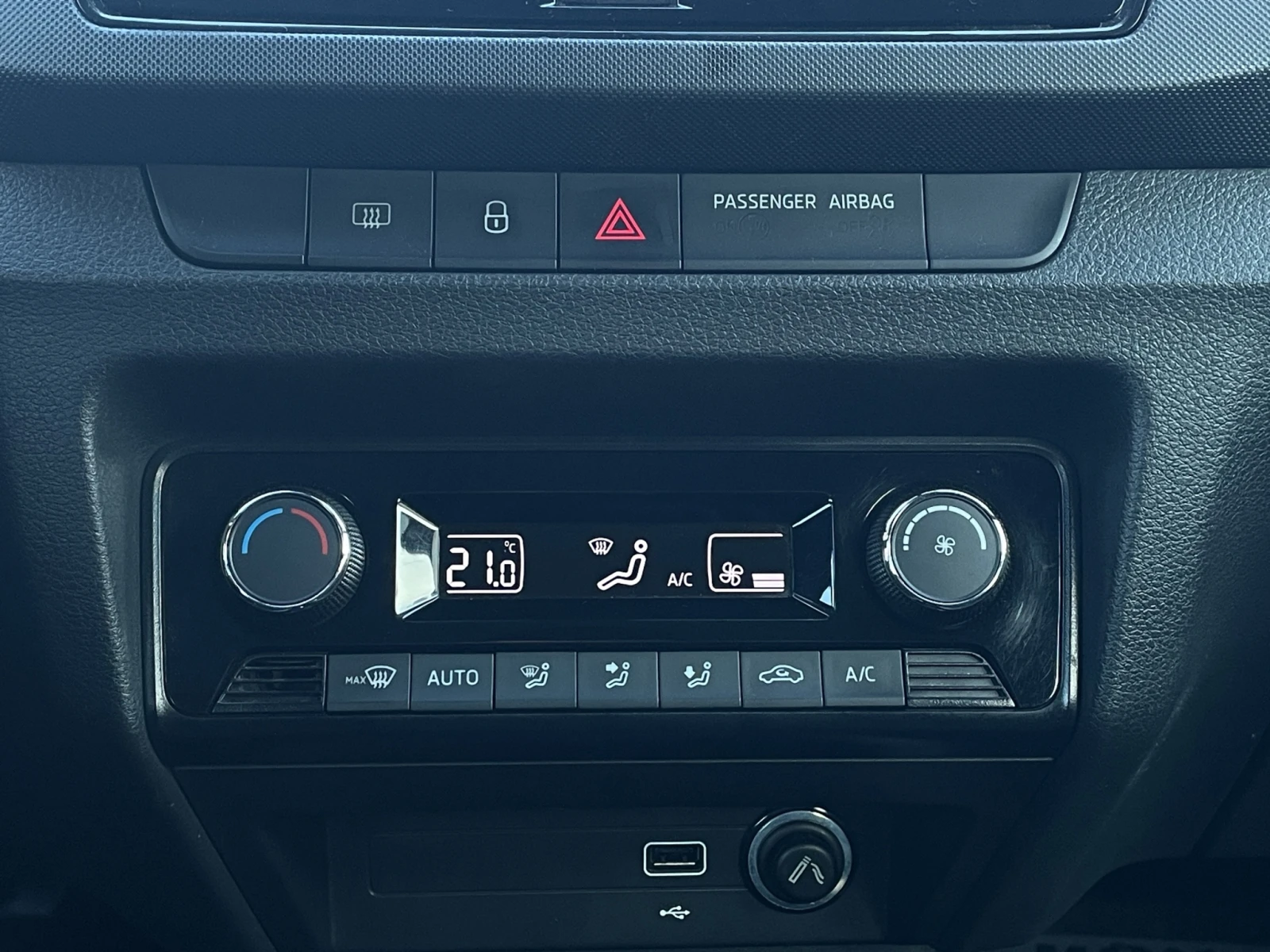 Skoda Fabia 1.0 petrol EURO6 | Mobile.bg � ����������� 15