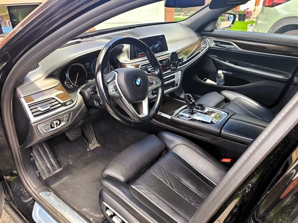 BMW 750 * 4dr Sdn 750Li xDrive AWD * CARFAX * ���� �� �� | Mobile.bg � ����������� 7