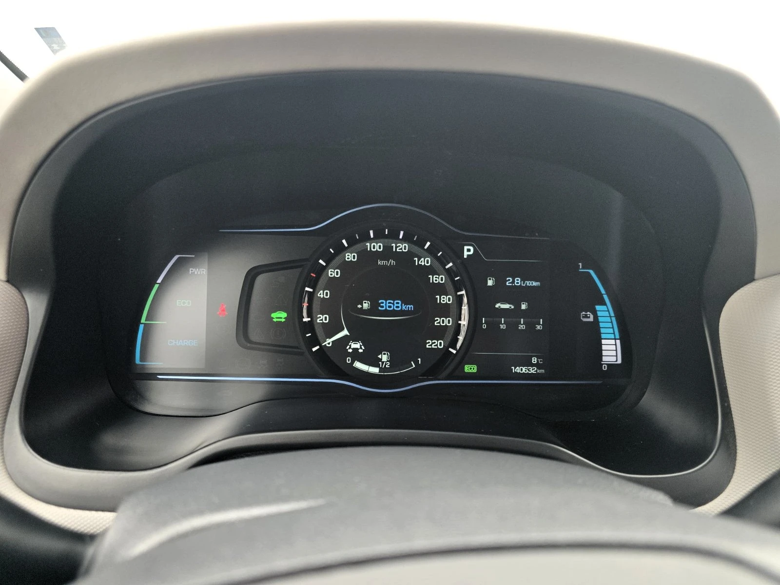 Hyundai Ioniq 1.6 GDI PHEV / PREMIUM | Mobile.bg � ����������� 12