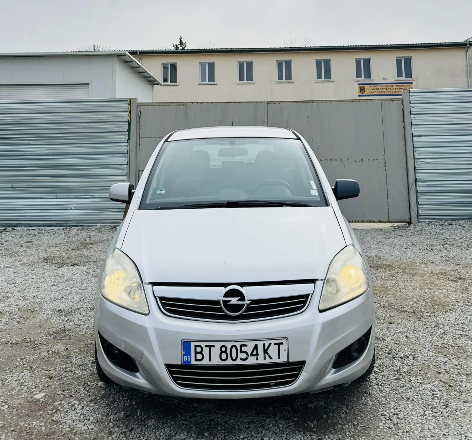 Opel Zafira МЕТАН* 7 МЕСТА  - изображение 2