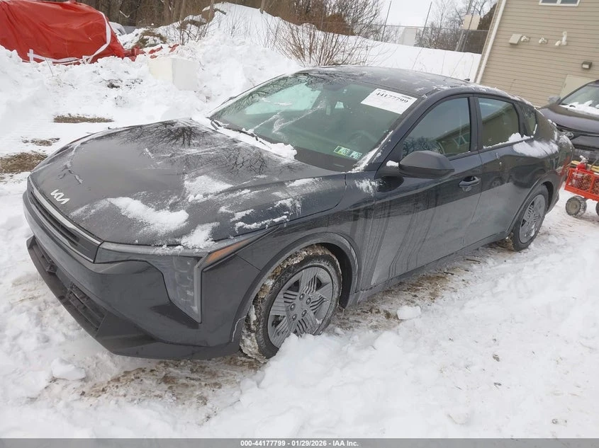 Kia K4 2.0L I-4 DOHC, VVT, 147HP Front Wheel Drive, снимка 2 - Автомобили и джипове - 53713700