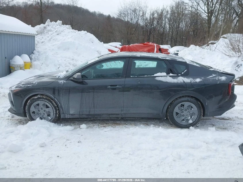 Kia K4 2.0L I-4 DOHC, VVT, 147HP Front Wheel Drive, снимка 14 - Автомобили и джипове - 53713700