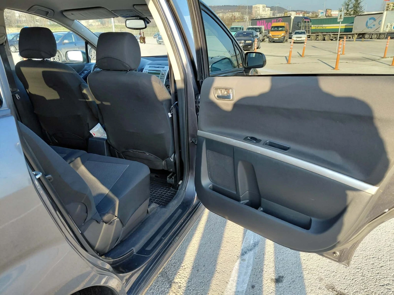 Toyota Corolla verso Ван, снимка 11 - Автомобили и джипове - 53825247