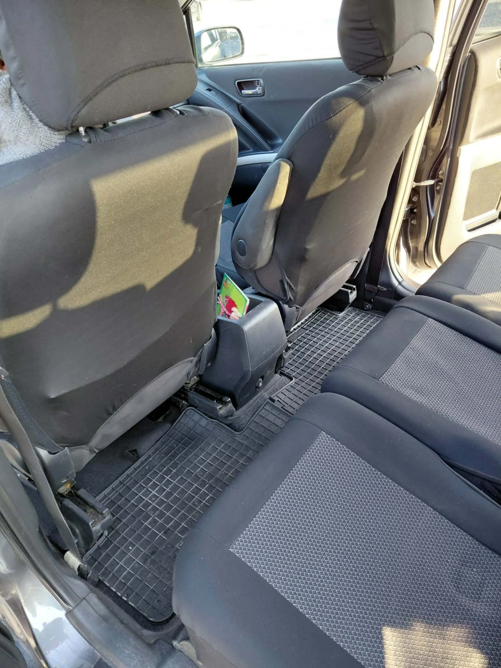 Toyota Corolla verso Ван, снимка 8 - Автомобили и джипове - 53825247