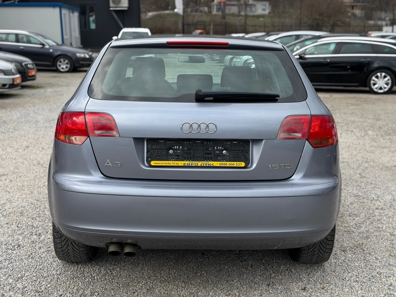 Audi A3 1.9TDI 105кс SportBack КЛИМАТРОНИК ПОДГРЕВ, снимка 5 - Автомобили и джипове - 53904291