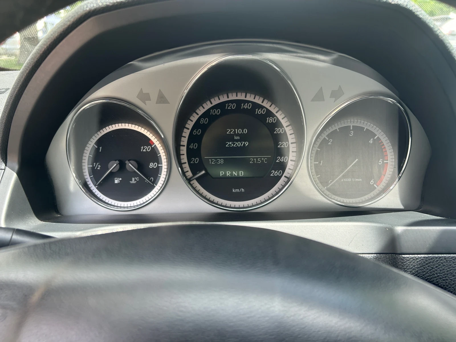 Mercedes-Benz C 200, снимка 7 - Автомобили и джипове - 54565309