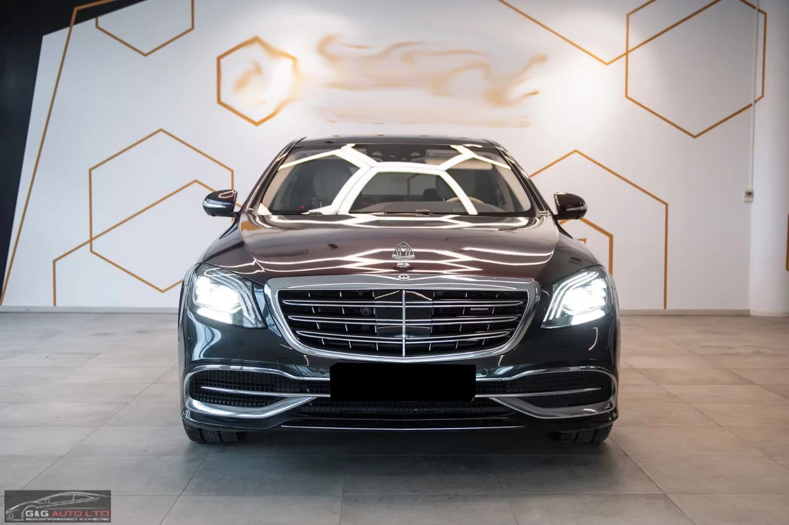 Maybach S 560 4MATIC/469HP/PANO/TV/360/BURM/MASSAGE/HUD/337q, снимка 2 - Автомобили и джипове - 54676299