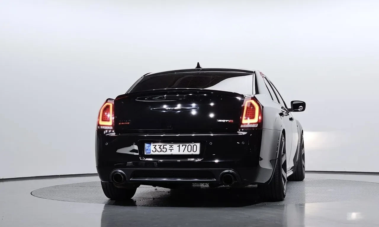 Chrysler 300c 6.4 Srt8 Hemi Панорама/ Обдухване/ Подгрев/, снимка 4 - Автомобили и джипове - 54970883