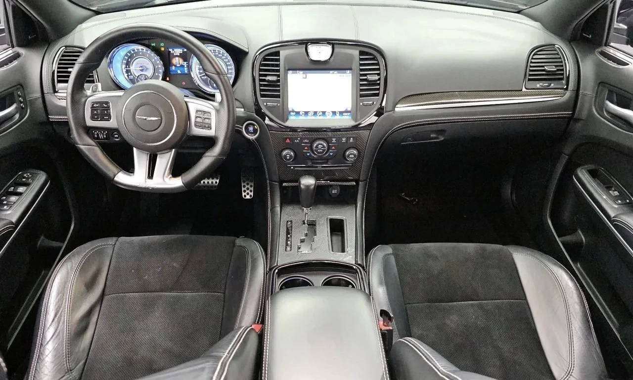 Chrysler 300c 6.4 Srt8 Hemi Панорама/ Обдухване/ Подгрев/, снимка 8 - Автомобили и джипове - 54970883