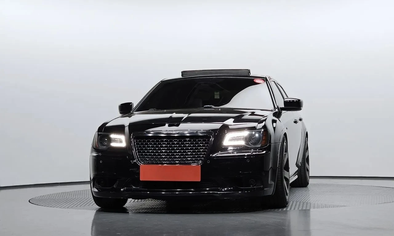 Chrysler 300c 6.4 Srt8 Hemi Панорама/ Обдухване/ Подгрев/, снимка 5 - Автомобили и джипове - 54970883