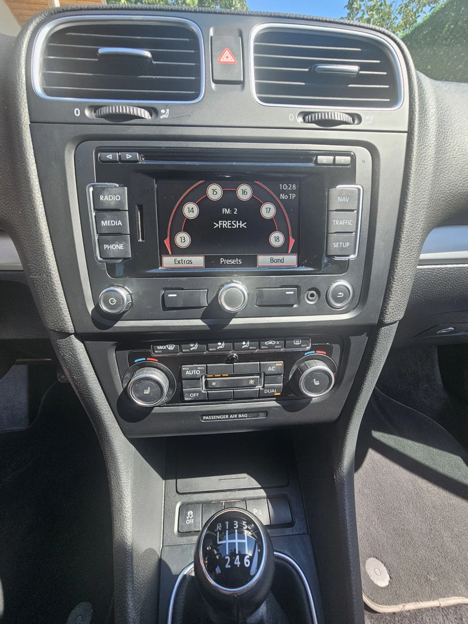 VW Golf Highline 1, 4 TSI -160к.с. 6 скорости, снимка 10 - Автомобили и джипове - 55098188