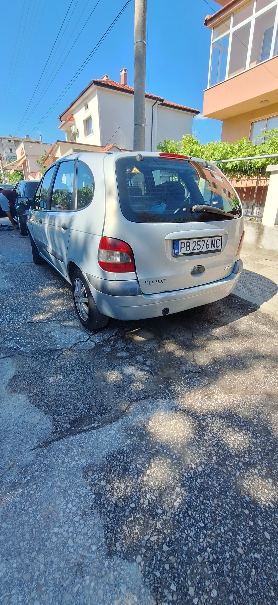 Renault Scenic 1.6 16V, снимка 7 - Автомобили и джипове - 55263478