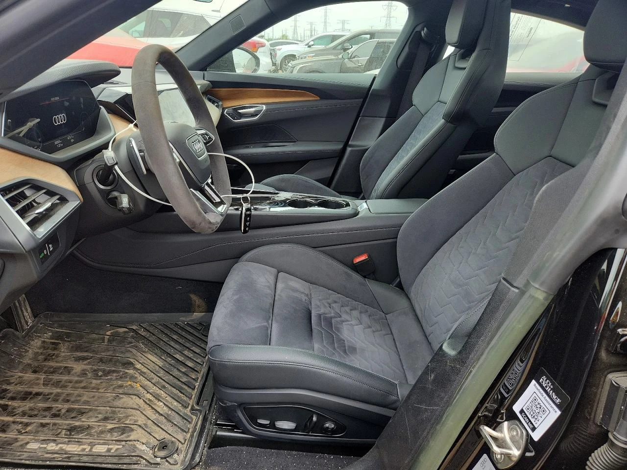 Audi E-Tron GT PREMIUM PLUS AWD, снимка 7 - Автомобили и джипове - 55323284