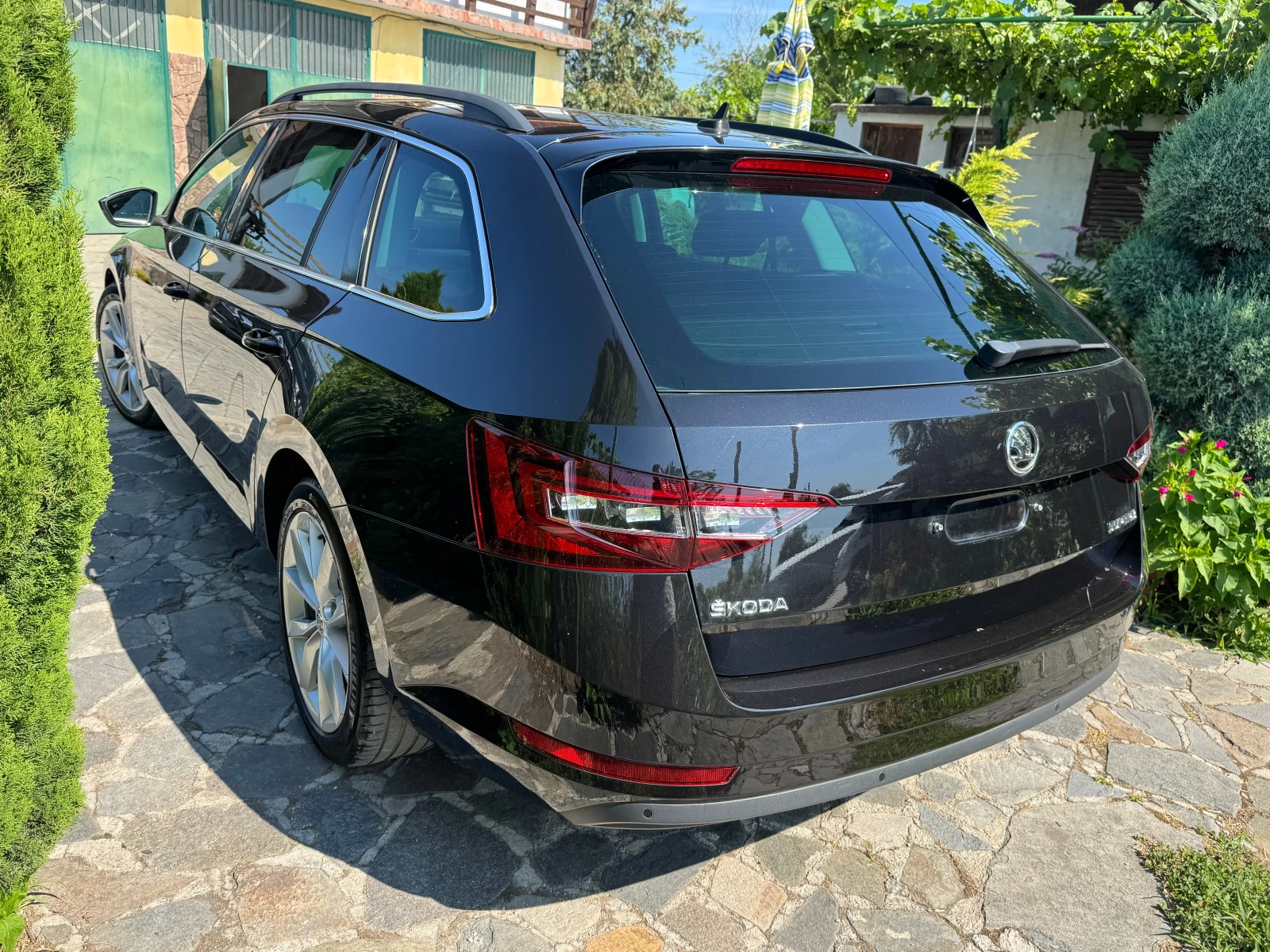Skoda Superb 2.0TDi Ambition, снимка 5 - Автомобили и джипове - 55347583