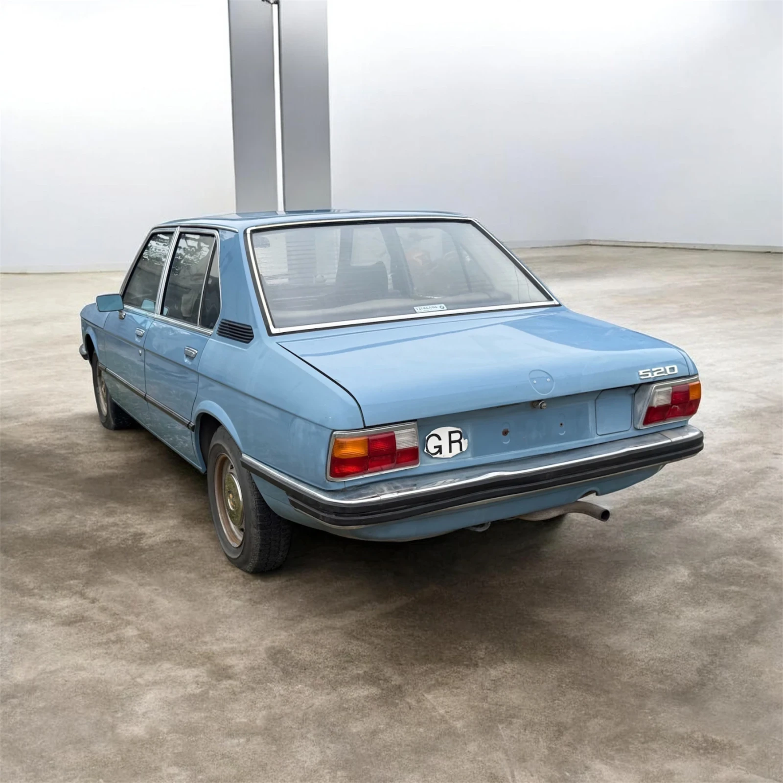 BMW 520 520 E12, снимка 3 - Автомобили и джипове - 55430936