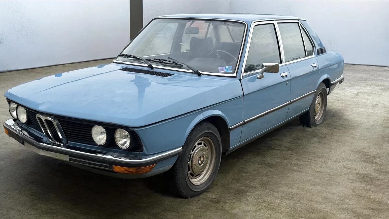 BMW 520 520 E12, снимка 4 - Автомобили и джипове - 55430936