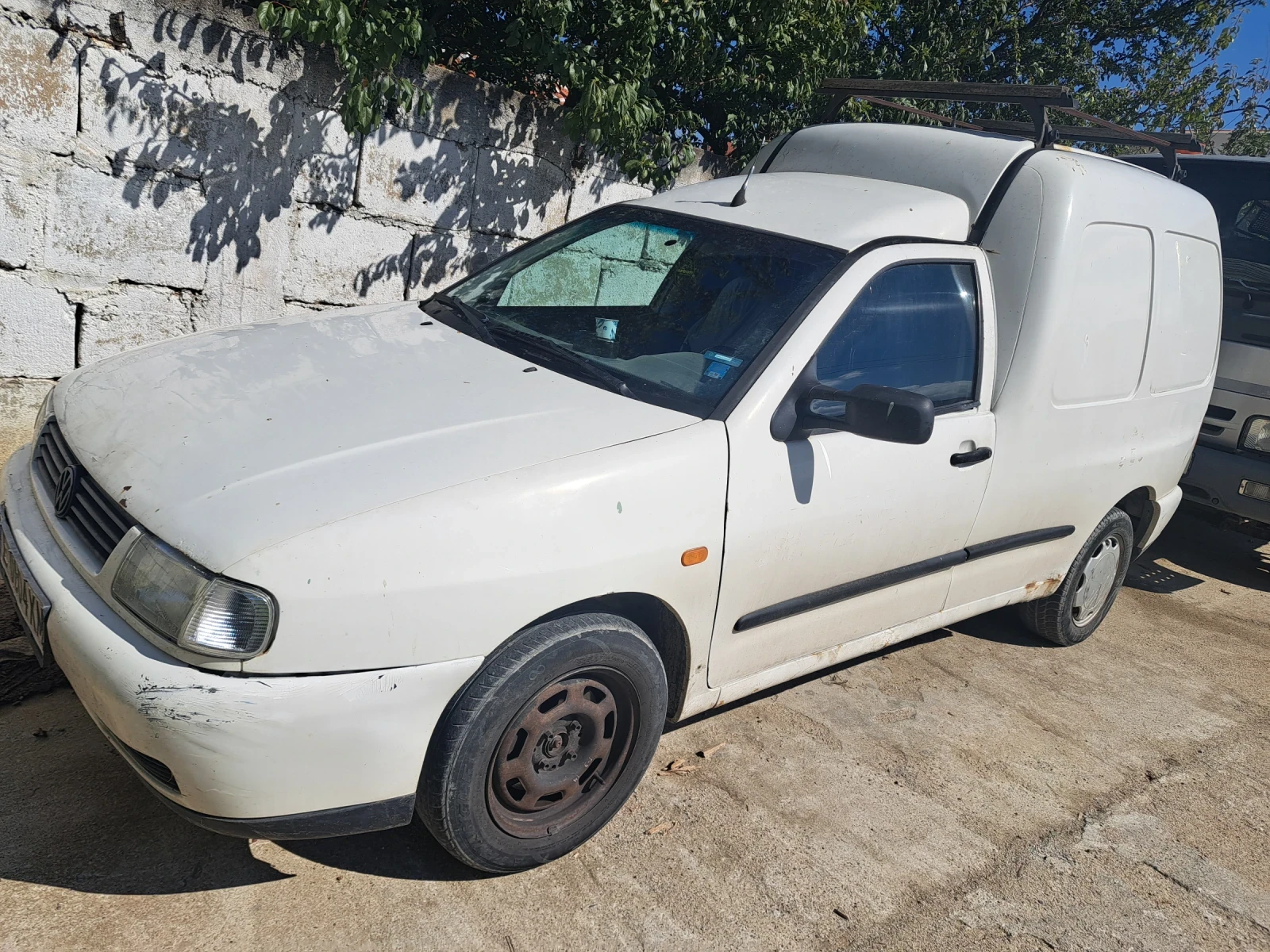 VW Caddy, снимка 3 - Автомобили и джипове - 55659463