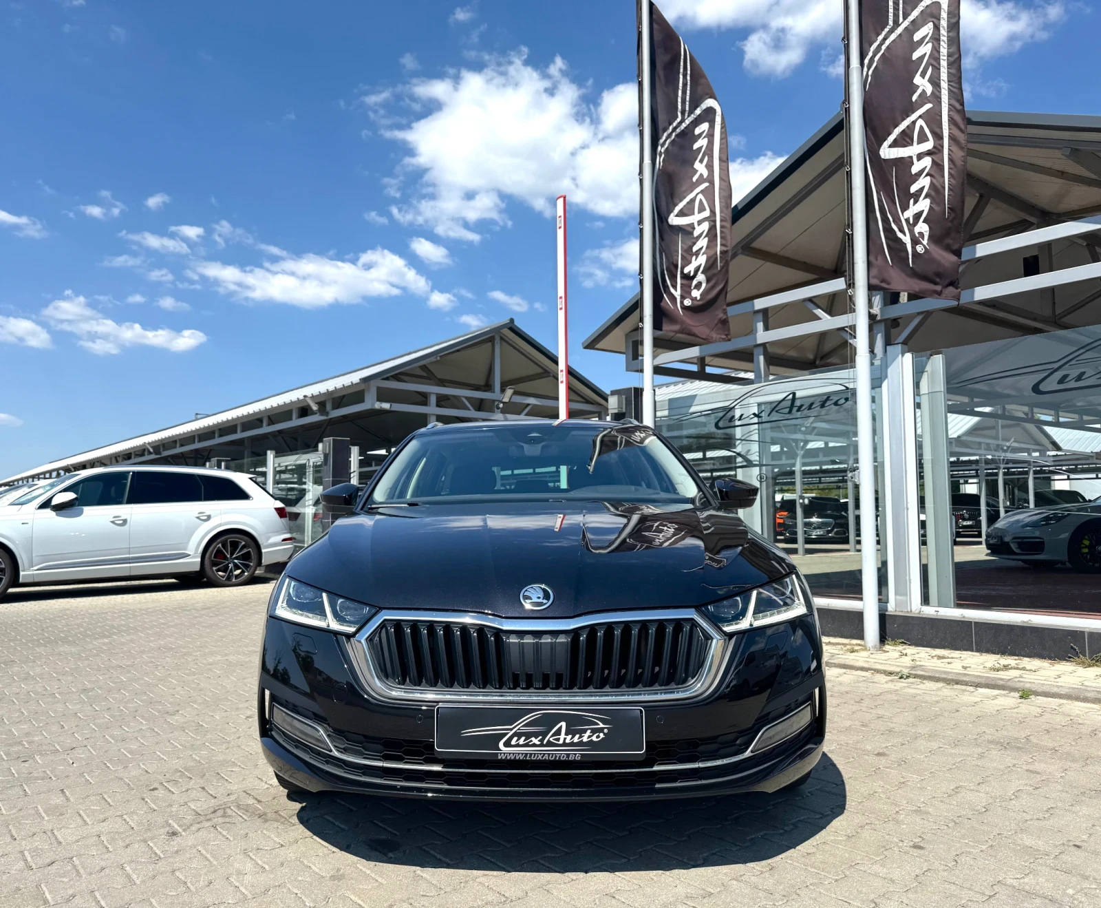 Skoda Octavia 2.0TDI#SELECTION#HEAD UP#PANORAMA#KEYLESS, снимка 3 - Автомобили и джипове - 55665525