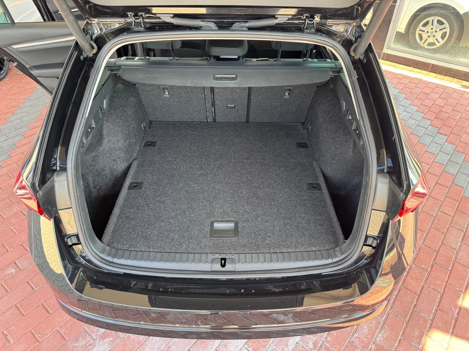 Skoda Octavia 2.0TDI#SELECTION#HEAD UP#PANORAMA#KEYLESS, снимка 12 - Автомобили и джипове - 55665525