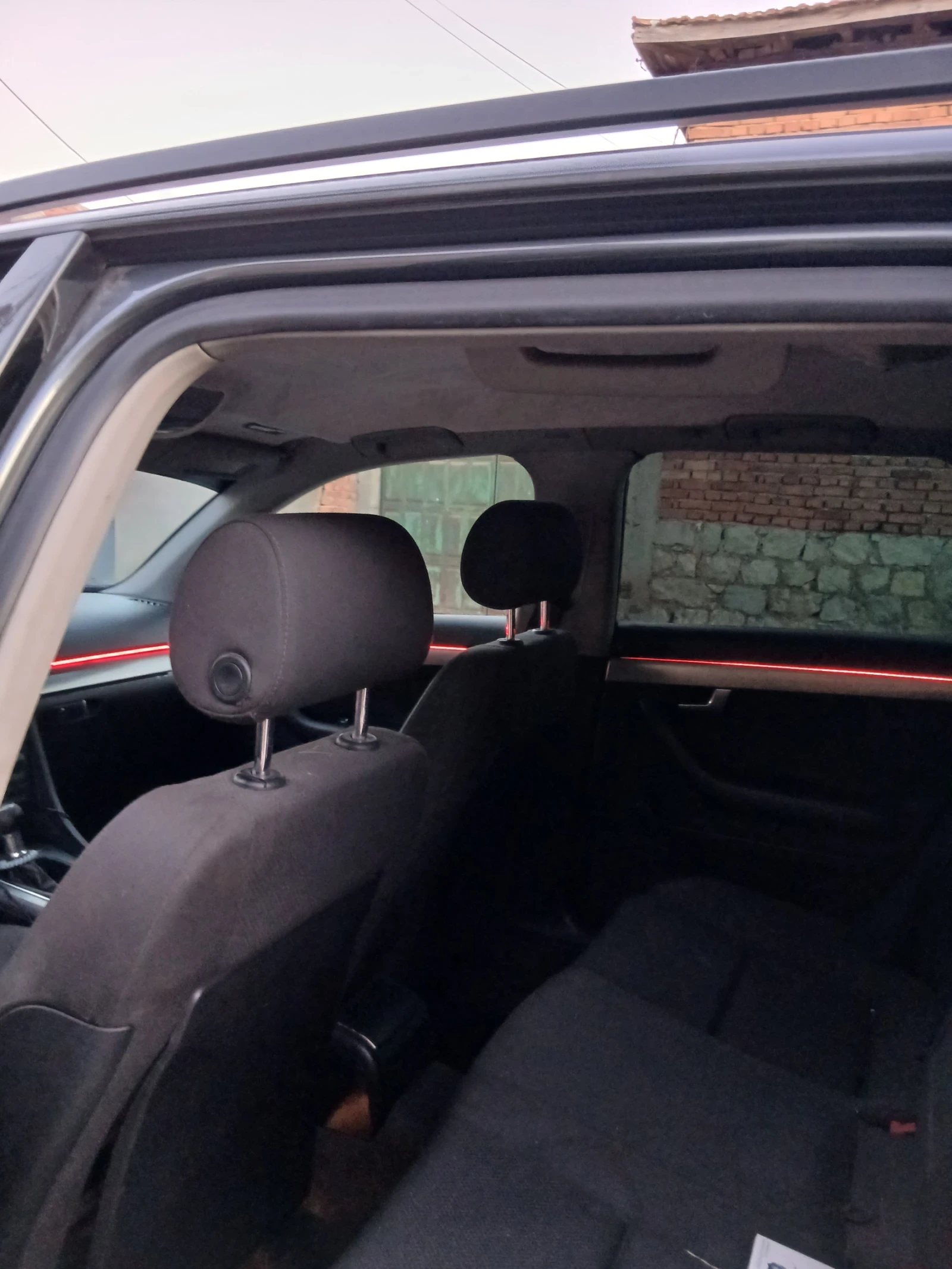 Audi A4 Audi A4 Avant 1.8T, снимка 10 - Автомобили и джипове - 56647429