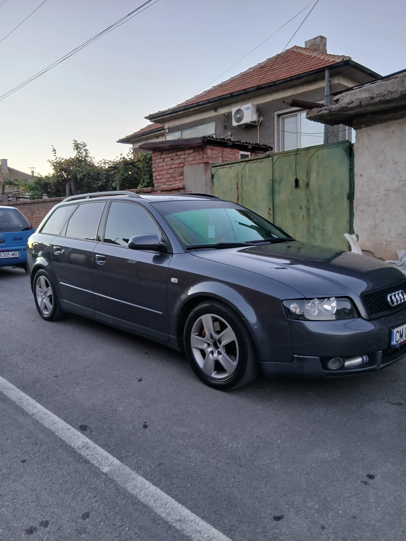 Audi A4 Audi A4 Avant 1.8T, снимка 2 - Автомобили и джипове - 56647429