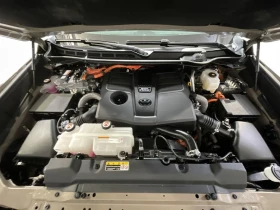 Toyota Sequoia TRD Pro HYBRID 4WD * АвтоКредит* Цена до БГ, снимка 17