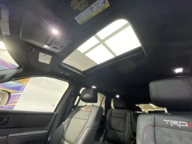 Toyota Sequoia TRD Pro HYBRID 4WD * АвтоКредит* Цена до БГ, снимка 12