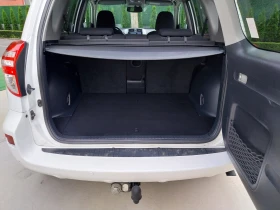 Toyota Rav4 2.2 D4D 150ks/* 4x4/* НАВИ/* ТЕГЛИЧ/!!!Face-lift *, снимка 9