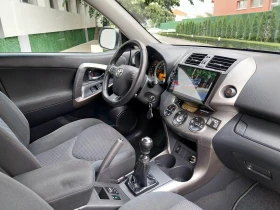 Toyota Rav4 2.2 D4D 150ks/* 4x4/* НАВИ/* ТЕГЛИЧ/!!!Face-lift *, снимка 11