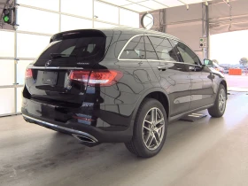 Mercedes-Benz GLC 300 4MATIC* AMG* Keyless* Панорама* Подгрев* Камери, снимка 4